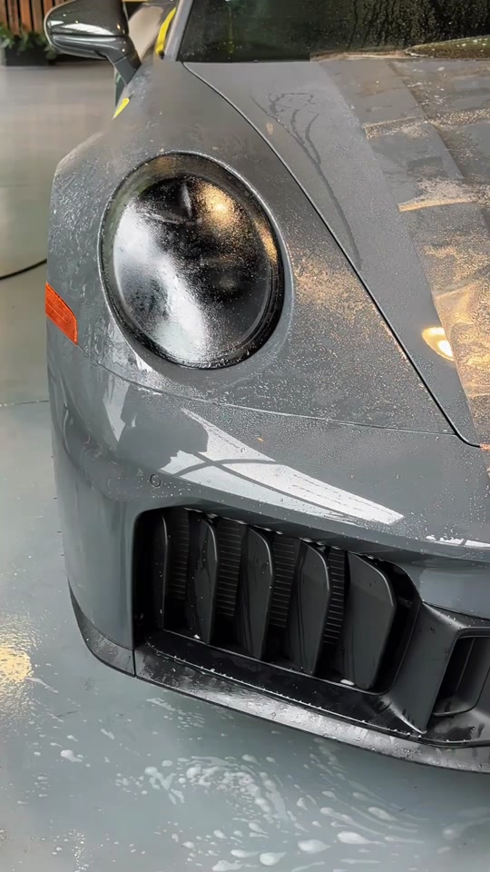 Porsche 911 Targa — RAZR installation
